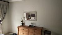 Main Bedroom - 20 square meters of property in Ravenswood