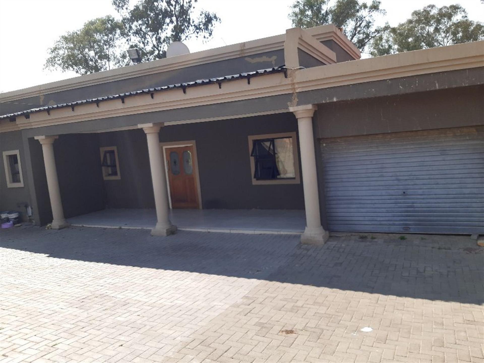 Front View of property in Buccleuch