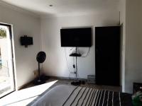 Main Bedroom of property in Buccleuch