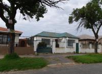 Front View of property in Regents Park