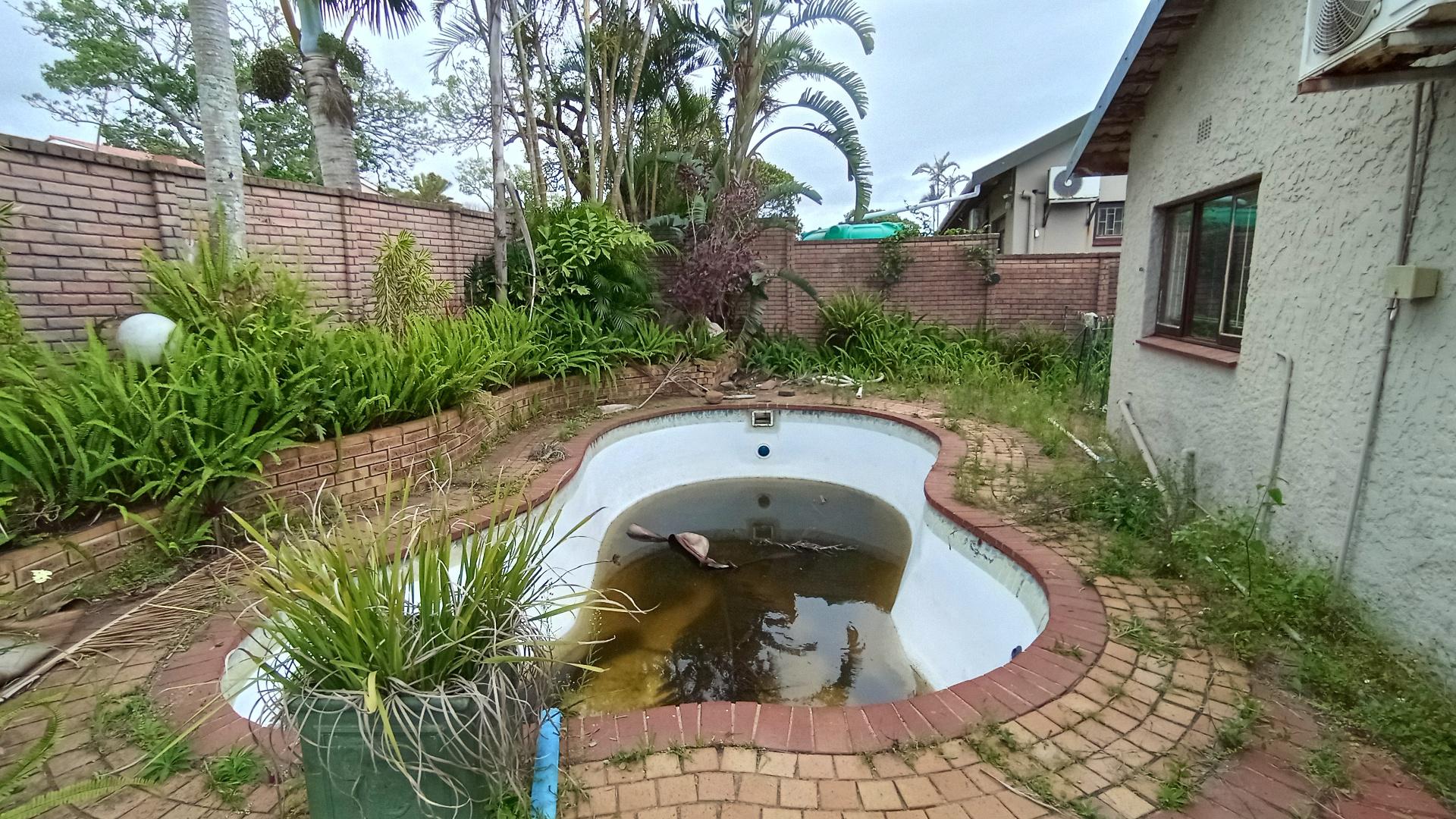 Backyard of property in Scottburgh South