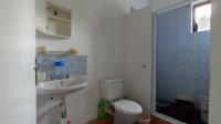 Bathroom 2 - 5 square meters of property in Scottburgh South