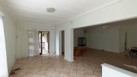 Spaces - 26 square meters of property in Scottburgh South