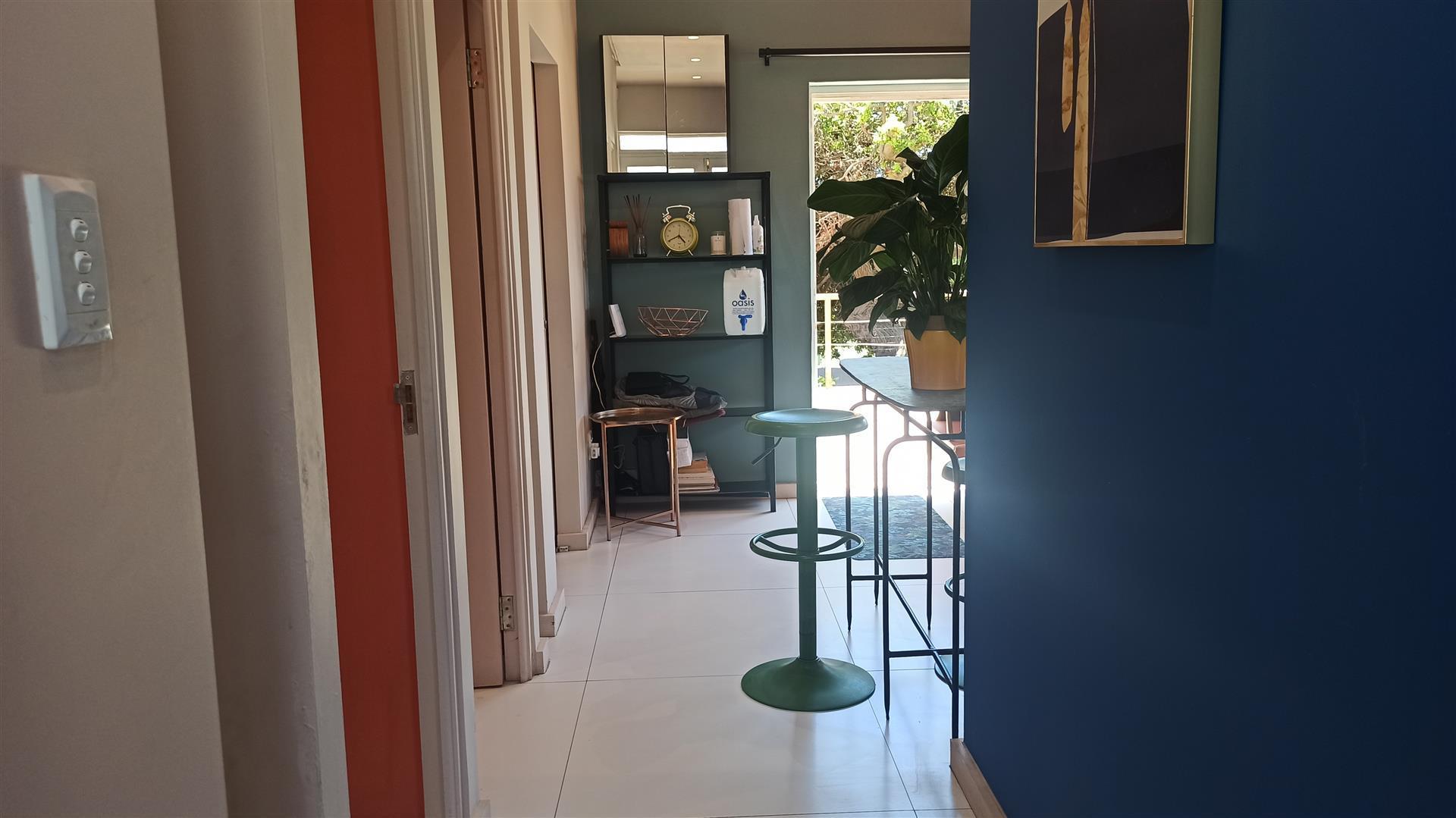 Spaces - 6 square meters of property in Vredehoek