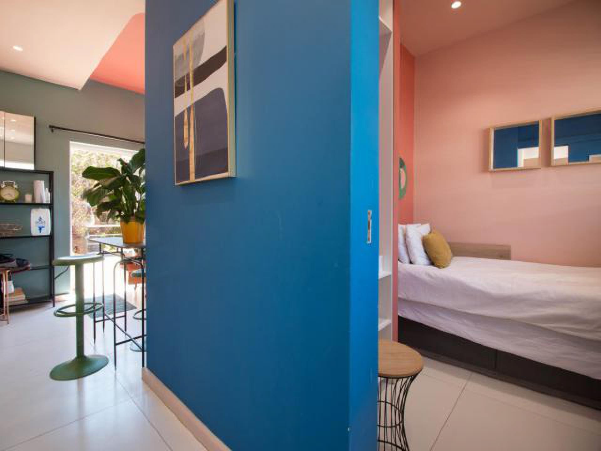Spaces - 6 square meters of property in Vredehoek