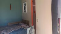 Main Bedroom - 7 square meters of property in Vredehoek