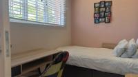 Bed Room 2 - 7 square meters of property in Vredehoek