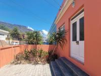 Front View of property in Vredehoek