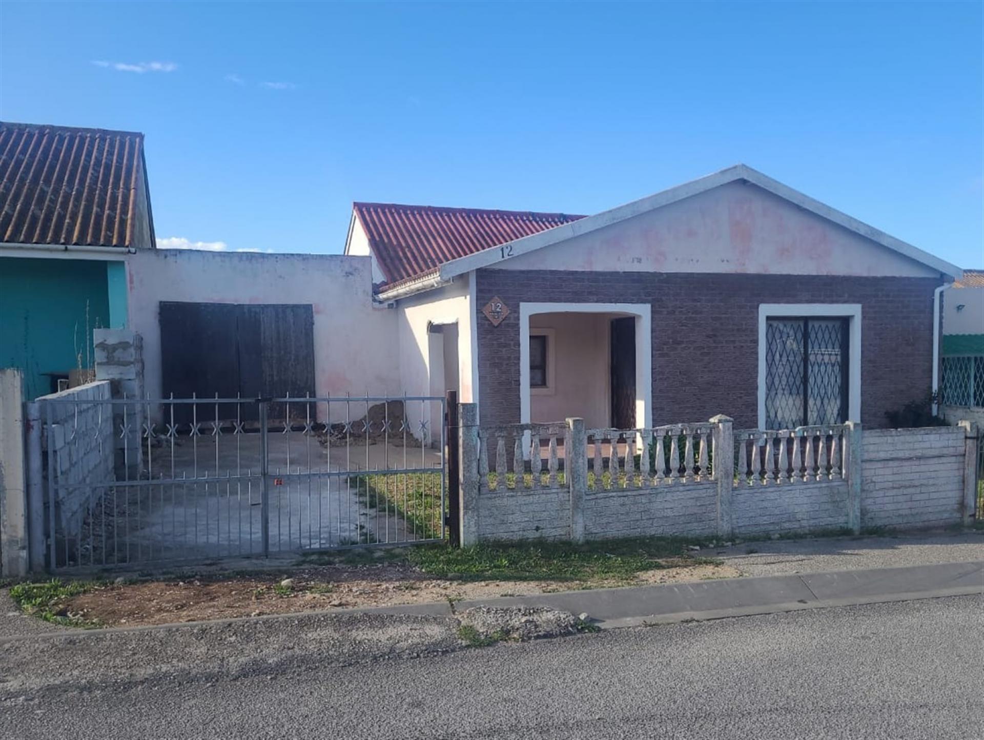 Front View of property in Bloemendal