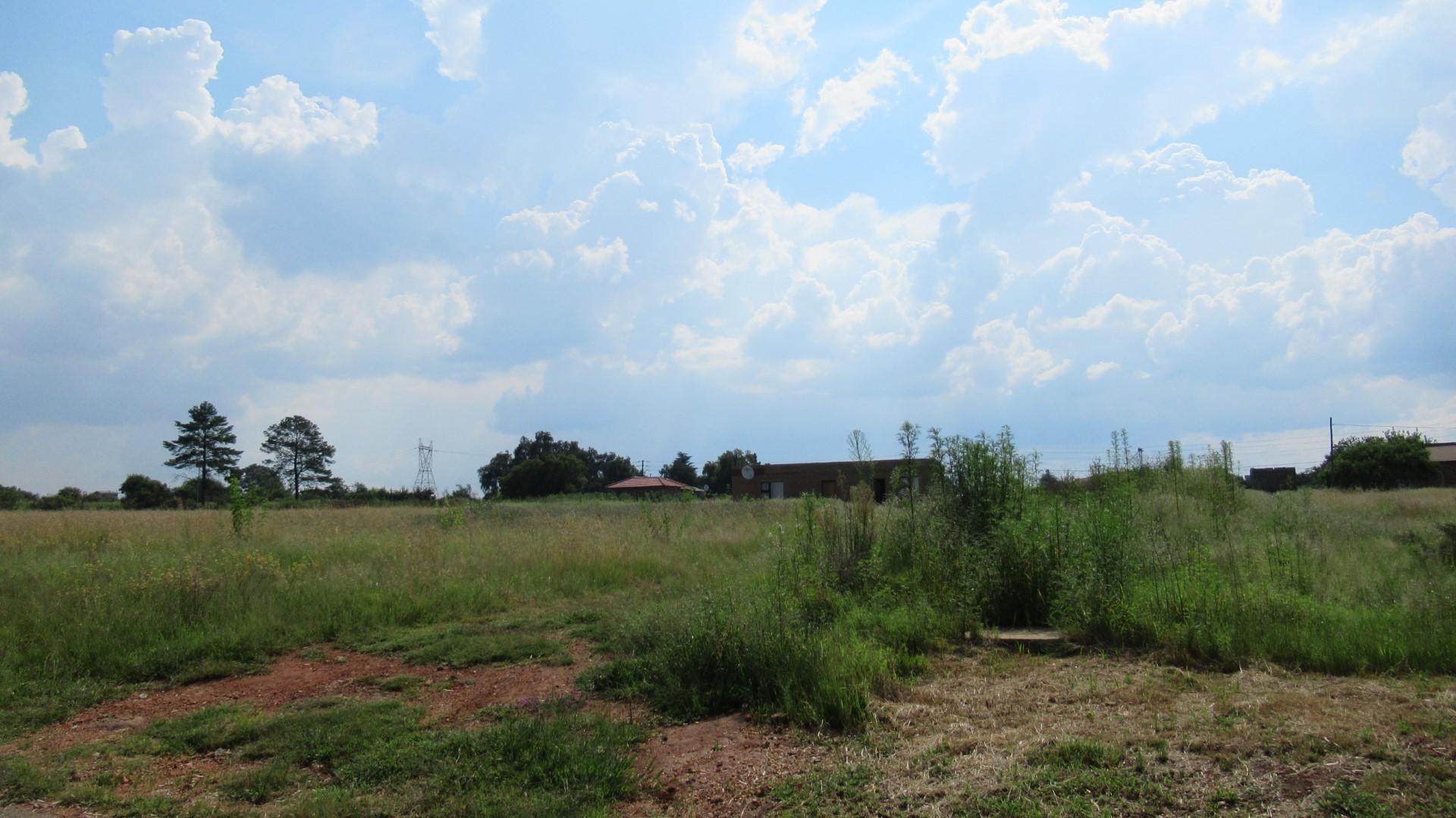 Front View of property in Daleside