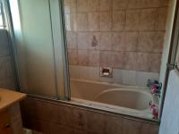 Main Bathroom - 8 square meters of property in Lenasia South