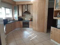  of property in Bendor