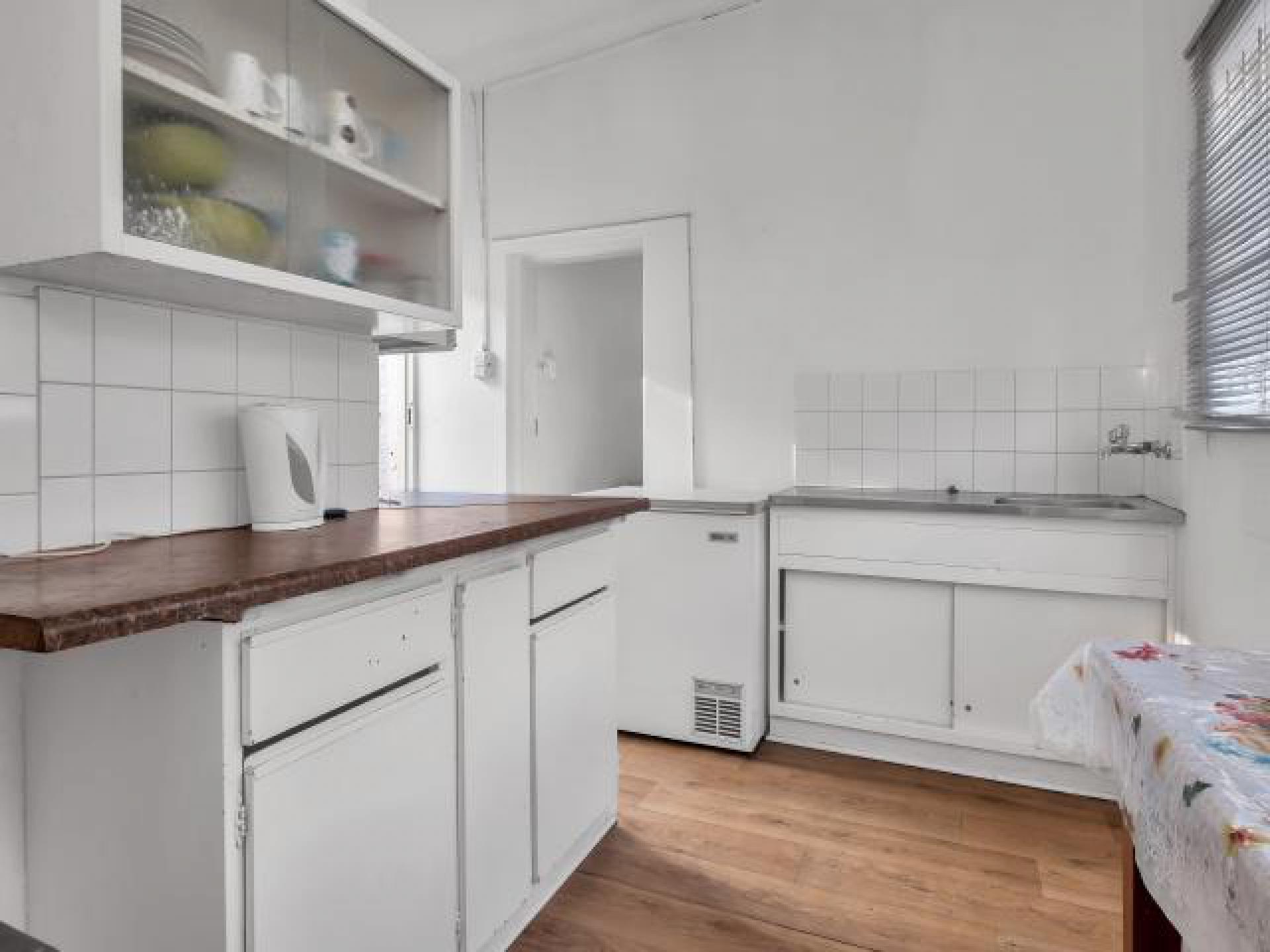 Kitchen - 16 square meters of property in Brixton