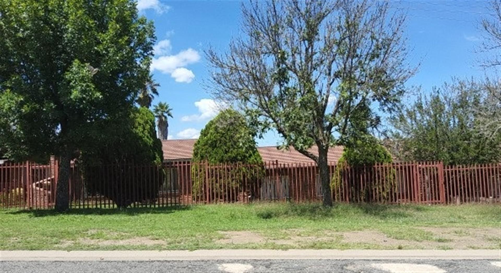 Front View of property in Standerton