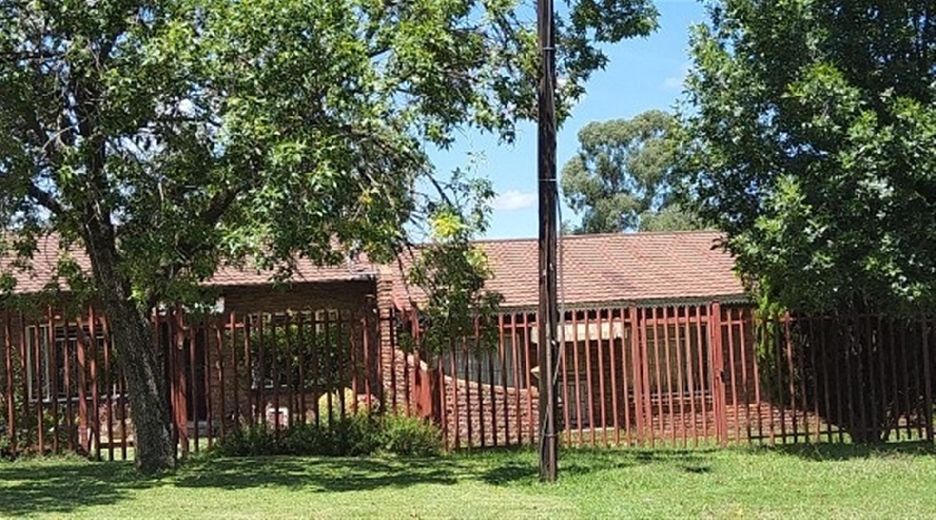 Front View of property in Standerton