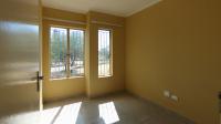 Bed Room 2 - 12 square meters of property in Die Hoewes