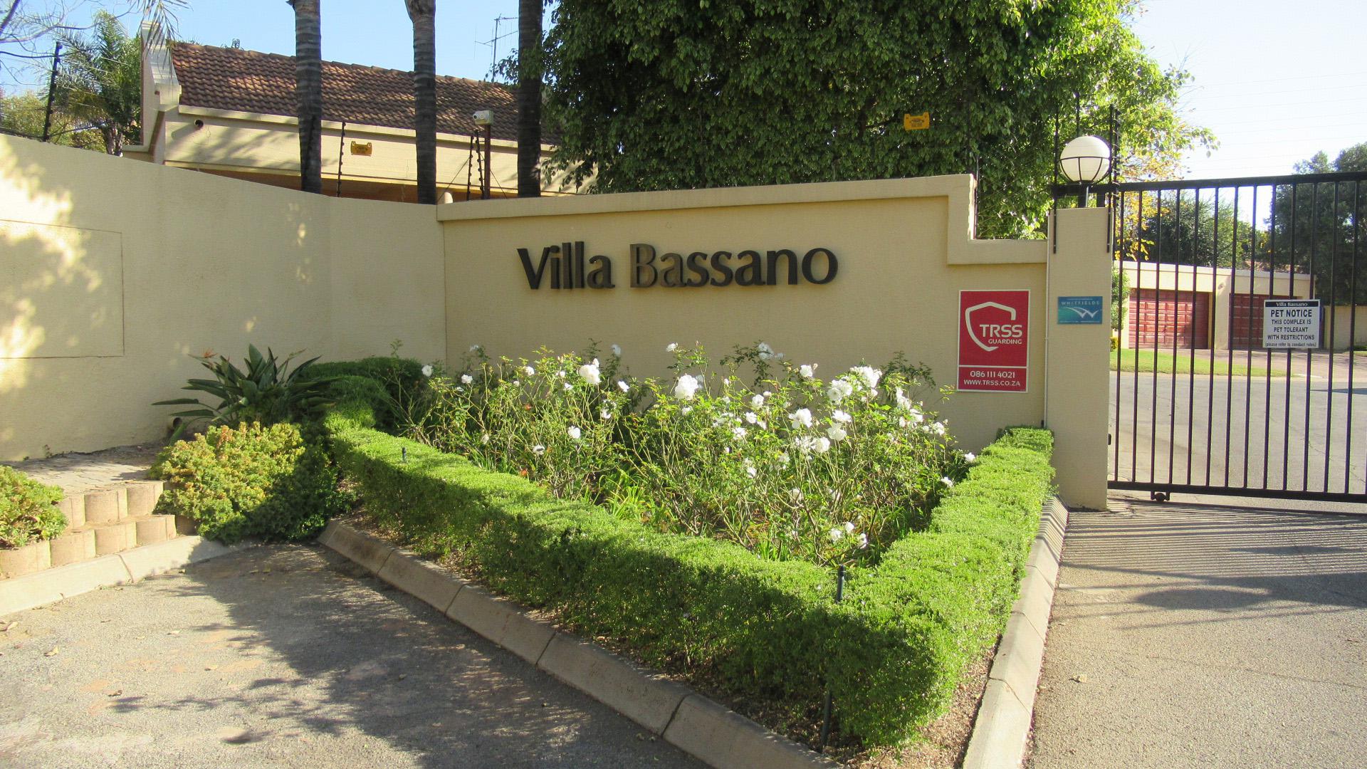 Front View of property in Lone Hill