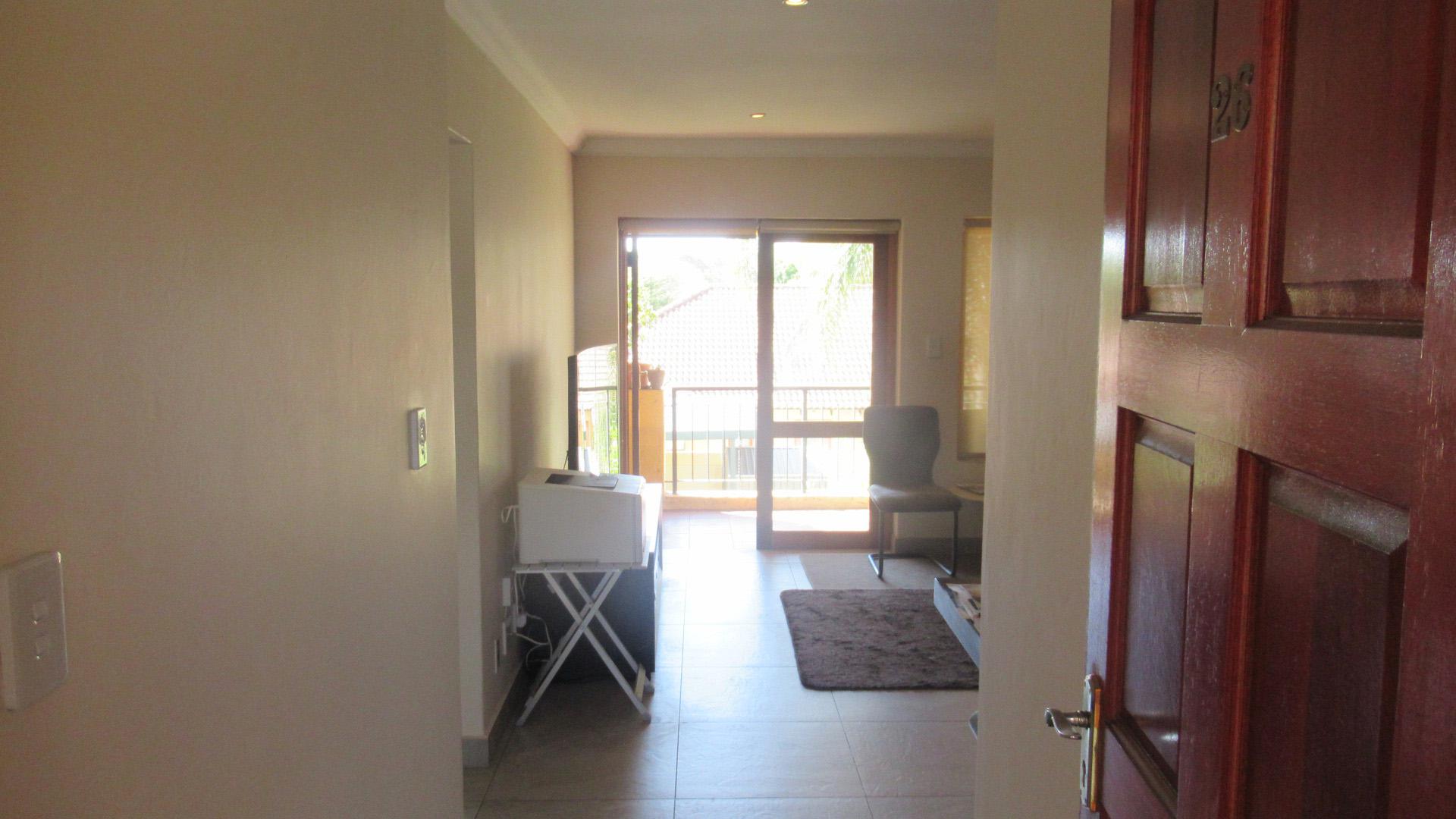 Spaces - 4 square meters of property in Lone Hill