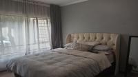 Main Bedroom of property in Beverley