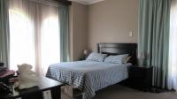 Main Bedroom - 23 square meters of property in Freeway Park