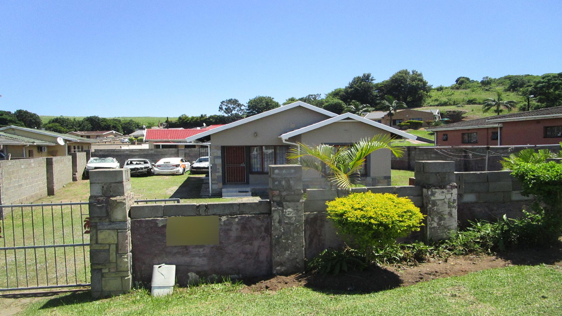 Front View of property in Highridge