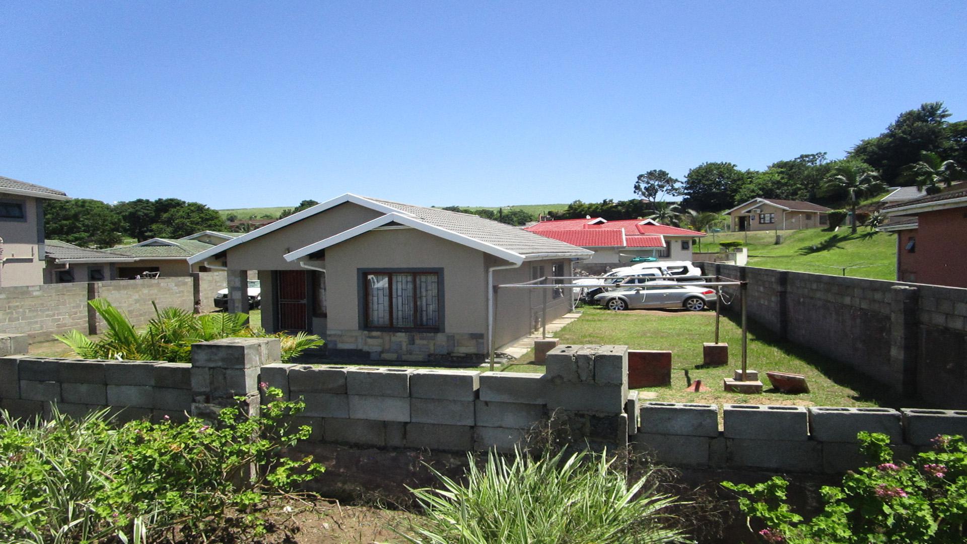 Front View of property in Highridge