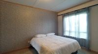 Main Bedroom - 17 square meters of property in Kengies