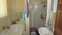 Main Bathroom - 6 square meters of property in Elsburg