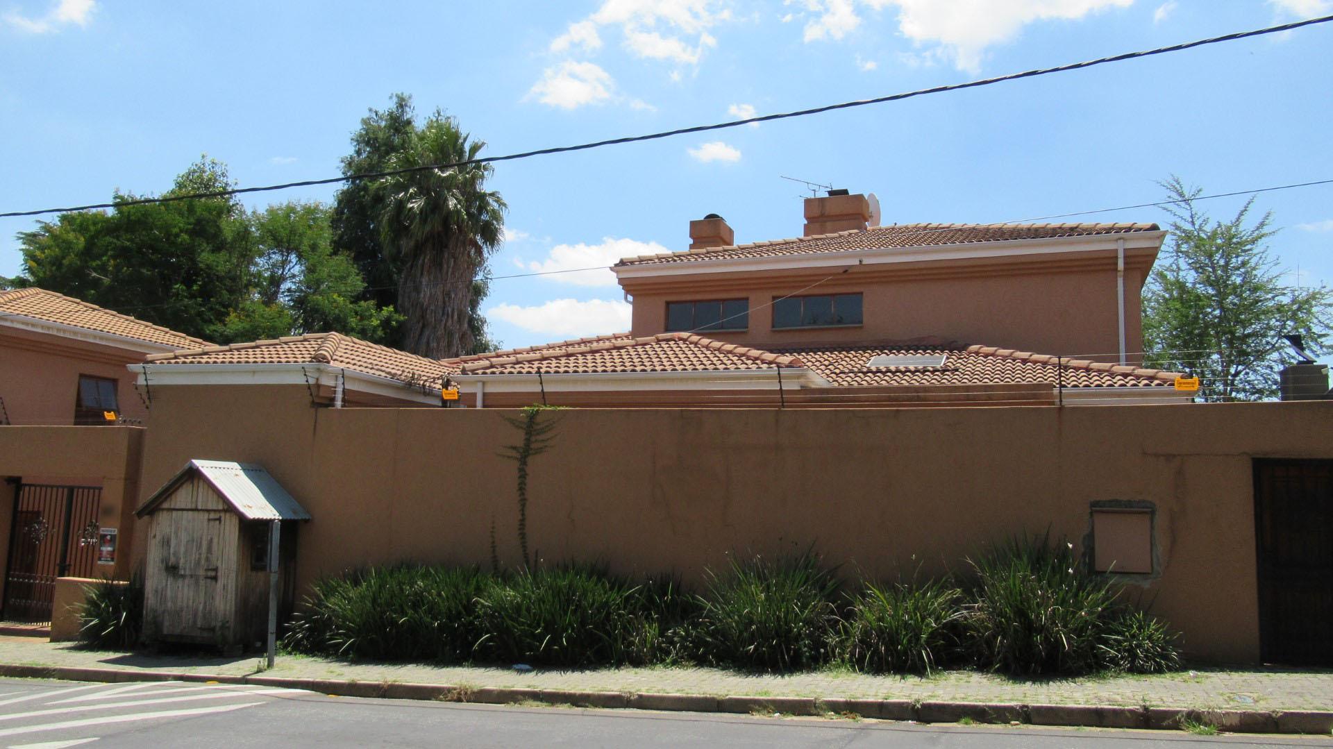 Front View of property in The Gardens