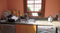 Kitchen - 24 square meters of property in The Gardens