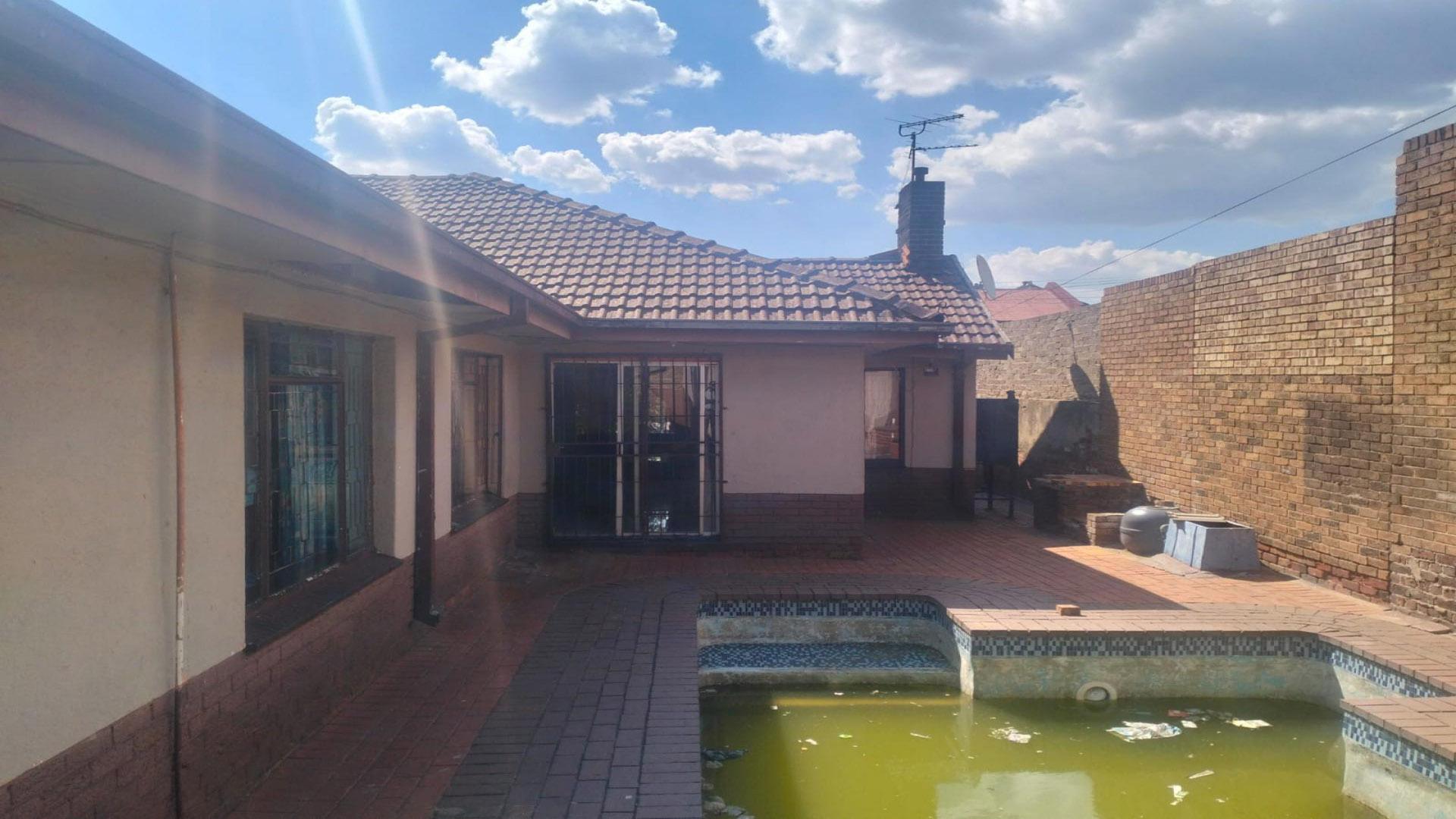 Backyard of property in Newclare