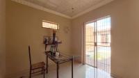 Dining Room - 20 square meters of property in Newclare