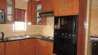 Kitchen - 16 square meters of property in Savannah Country Estate