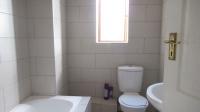 Bathroom 1 - 4 square meters of property in Savannah Country Estate