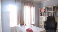 Bed Room 2 - 15 square meters of property in Savannah Country Estate