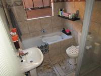 Bathroom 1 - 7 square meters of property in Norton Small Farms