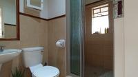 Bathroom 1 - 5 square meters of property in Sagewood