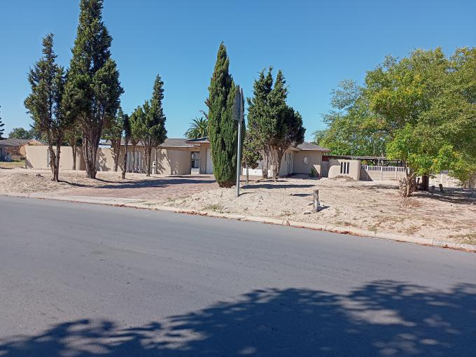 4 Bedroom House for Sale For Sale in Bernadino Heights - MR495252
