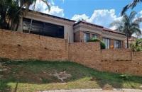Front View of property in Safarituine