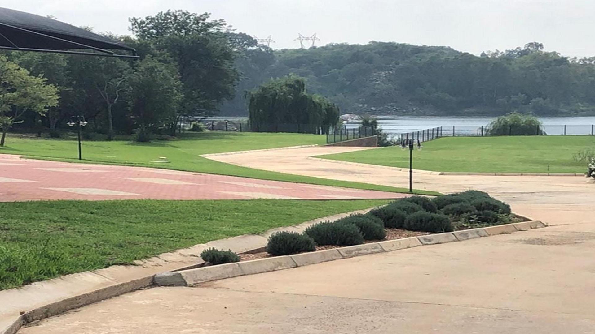 Front View of property in Vaal Oewer