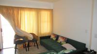 Lounges - 22 square meters of property in Sundowner