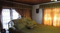 Main Bedroom - 21 square meters of property in Chatsworth - KZN