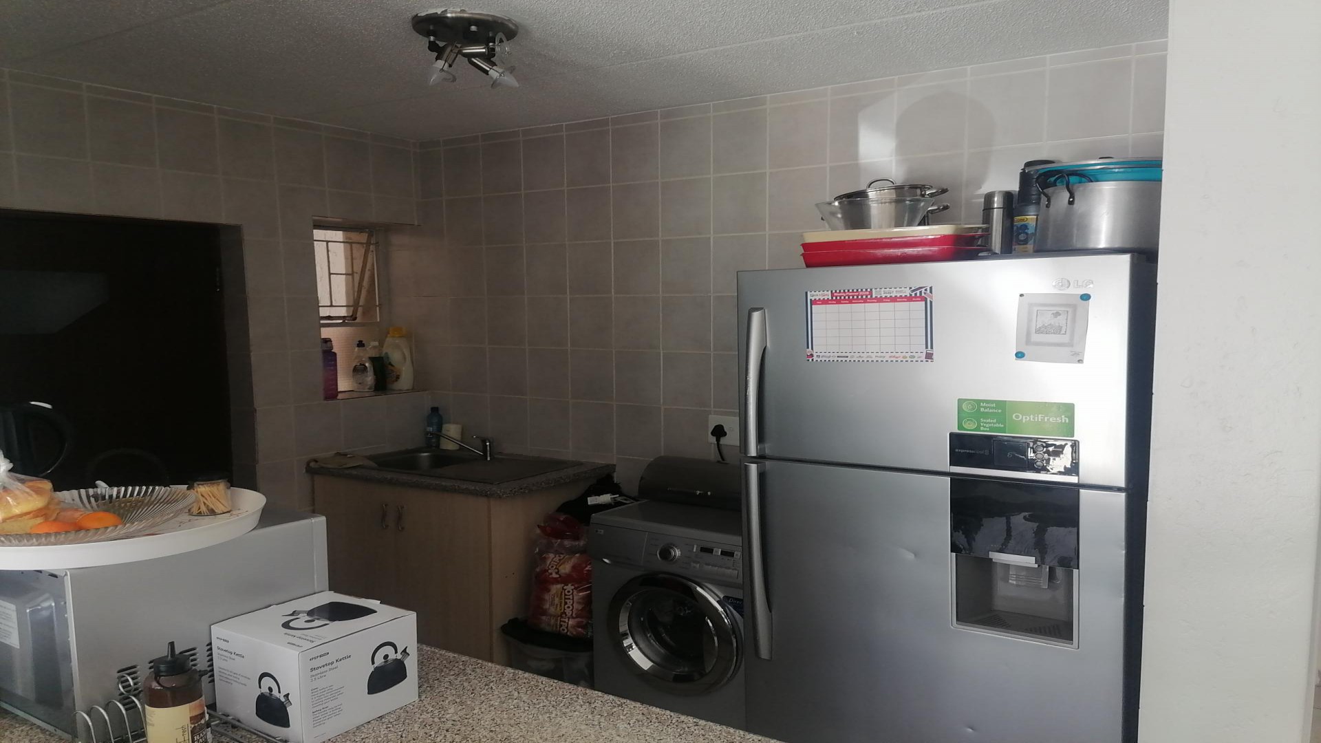 Kitchen - 8 square meters of property in Aeroton
