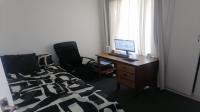Bed Room 1 - 11 square meters of property in Aeroton