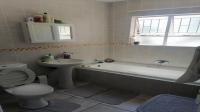 Bathroom 1 - 7 square meters of property in Aeroton