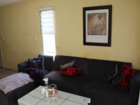 Lounges - 16 square meters of property in Aeroton