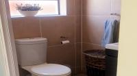 Main Bathroom - 8 square meters of property in Greenstone Hill