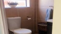 Main Bathroom - 8 square meters of property in Greenstone Hill