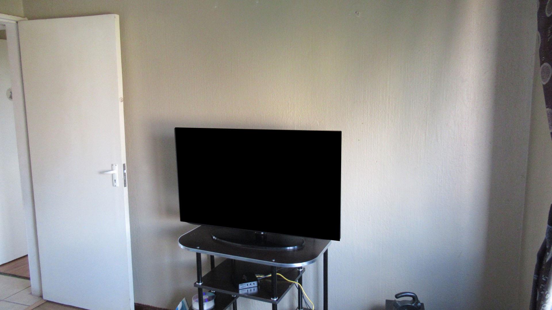 Main Bedroom - 14 square meters of property in Weltevreden Park