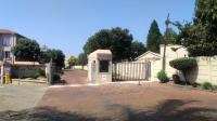 Front View of property in Weltevreden Park